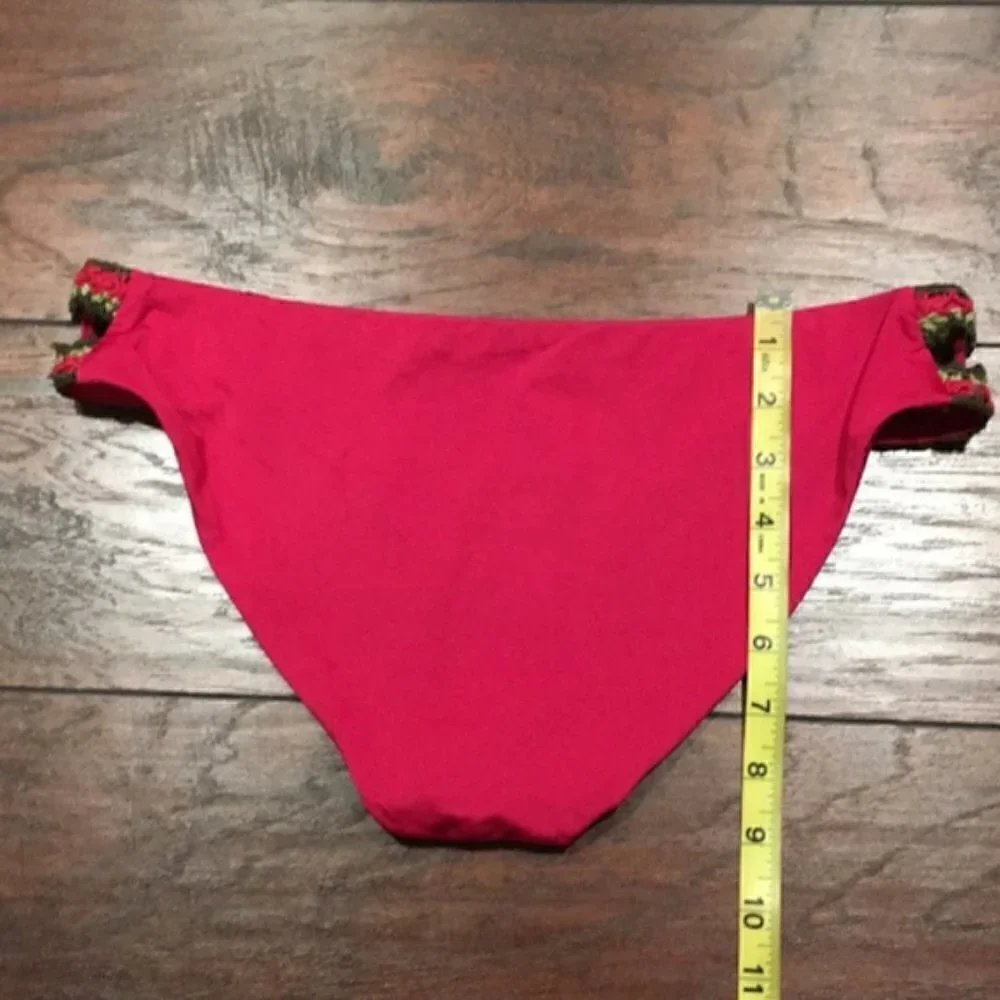 NWT BECCA Medina Split Tab Crochet Swim Bottom